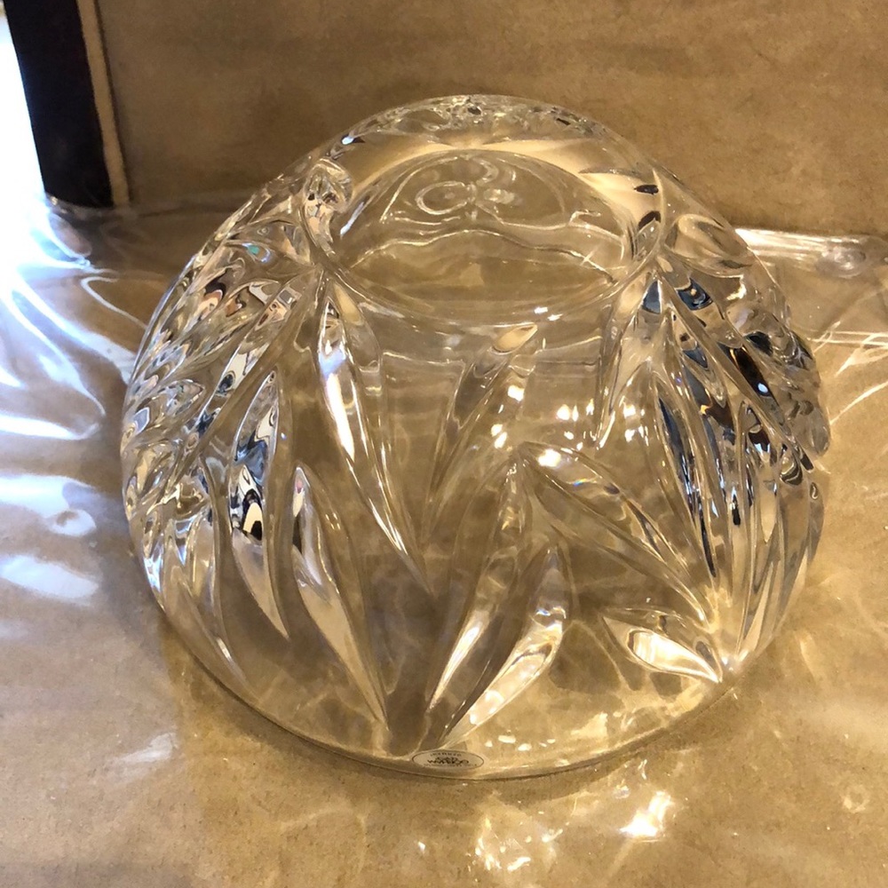 Gorgeous Star Style Crystal Bowl 💫 - Picture 4 of 5